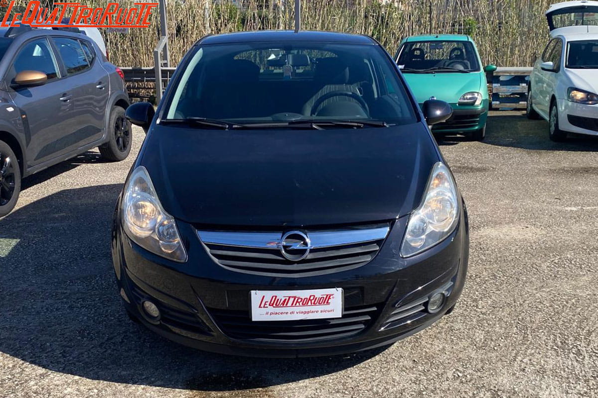 OPEL CORSA 3P - Foto 1