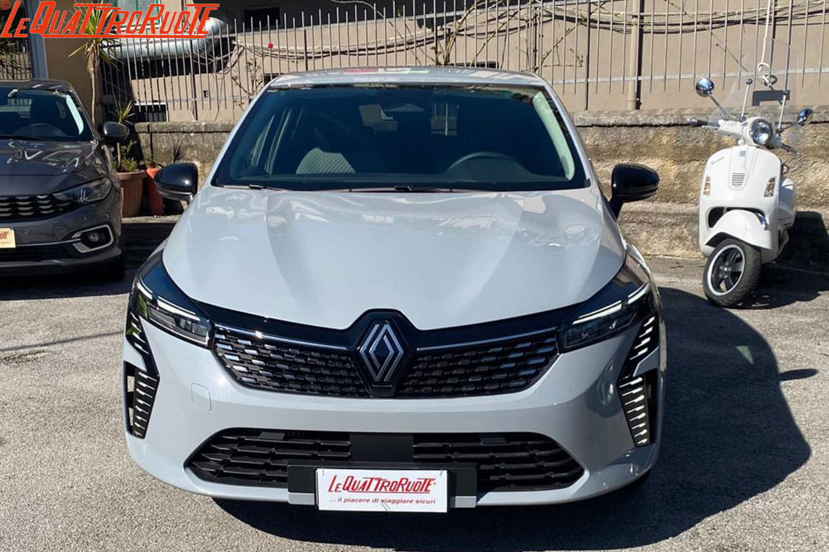 RENAULT CLIO 1000 CC - Foto 1